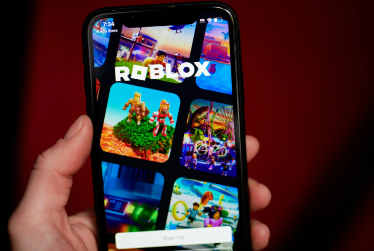 Roblox is not shutting down